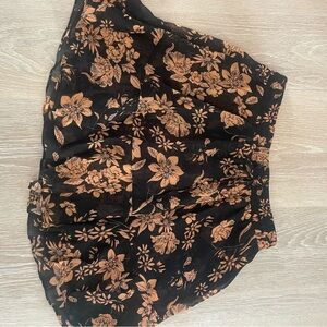Elegant Black Skortwith Tan Floral Design